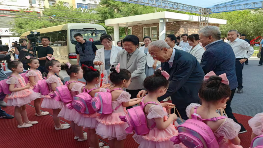 20240603\5b099578b2297f15d38ca18e32cfec3d.png D:\tmp\phpB21A.tmp